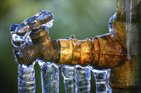 Furnace Won’t Turn On? Avoid Frozen Pipe Disasters